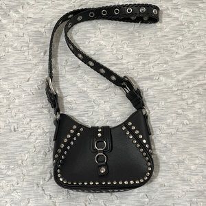 Devon Shoulder Bag